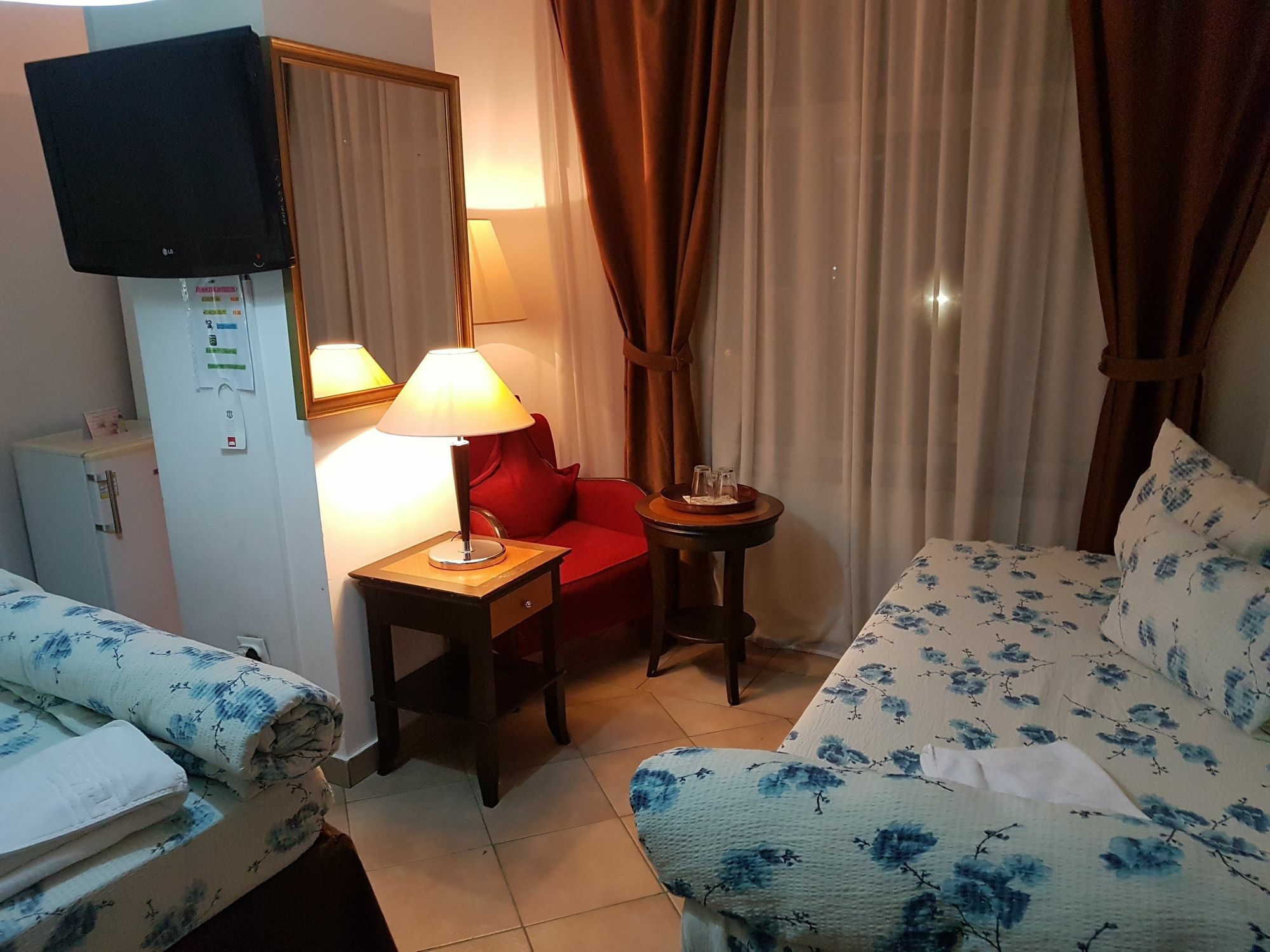 Hostel Litovoi Bukarest Kültér fotó